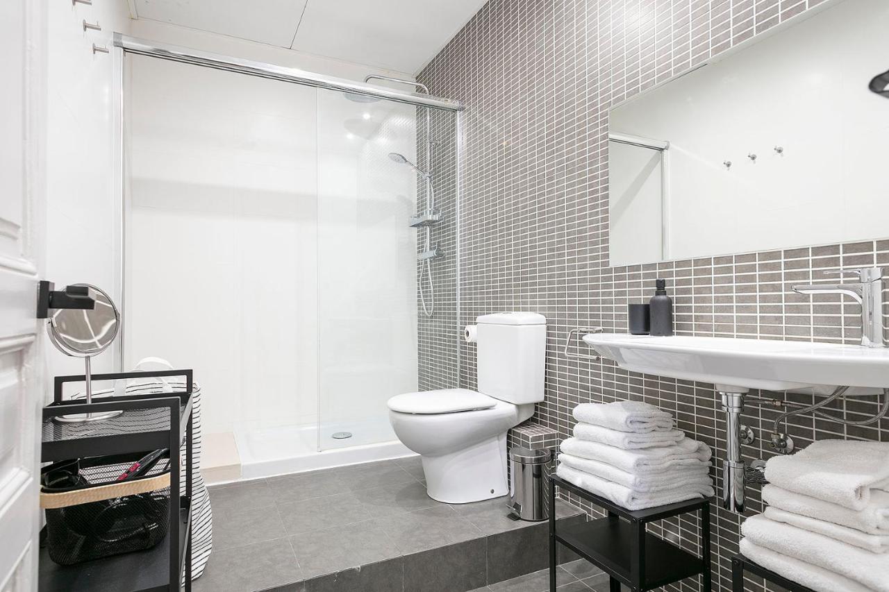 My Space Barcelona - Newly Renovated Apartment In Gracia For Families And Executives Bagian luar foto